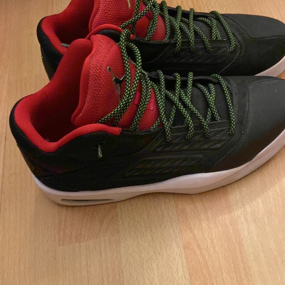 Brand new Jordan’s - Picture 2 of 3